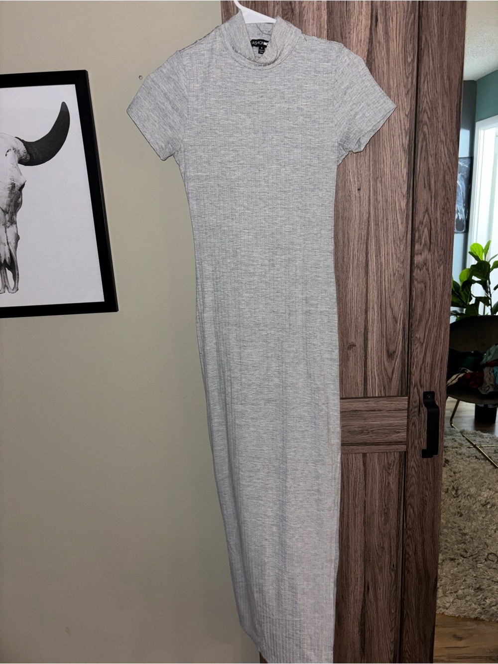 Fashion Nova Heather Gray Short Sleeve Maxi Dress